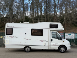 2006 Peugeot Boxer Hdi 330 Lx Mwb C/c in Multicolour — image 4