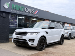 2015 Land Rover Range Rover Sport 3.0 Sd V6 Hse Dynamic in White — image 4