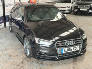 2016 Audi S3 2.0 Tfsi Sportback S Tronic Quattro Euro 6 (s/s) 5dr (nav) in Black — image 3