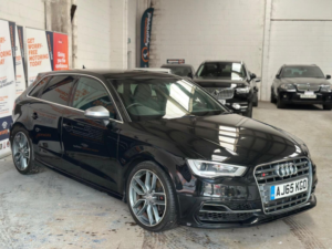 2016 Audi S3 2.0 Tfsi Sportback S Tronic Quattro Euro 6 (s/s) 5dr (nav) in Black — image 6