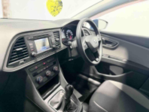 2014 SEAT Leon 1.6 Tdi Cr S Sport Tourer Euro 5 (s/s) 5dr in Blue — image 5