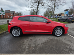 2015 Volkswagen Scirocco 1.4 Tsi Bluemotion Tech in Red — image 5