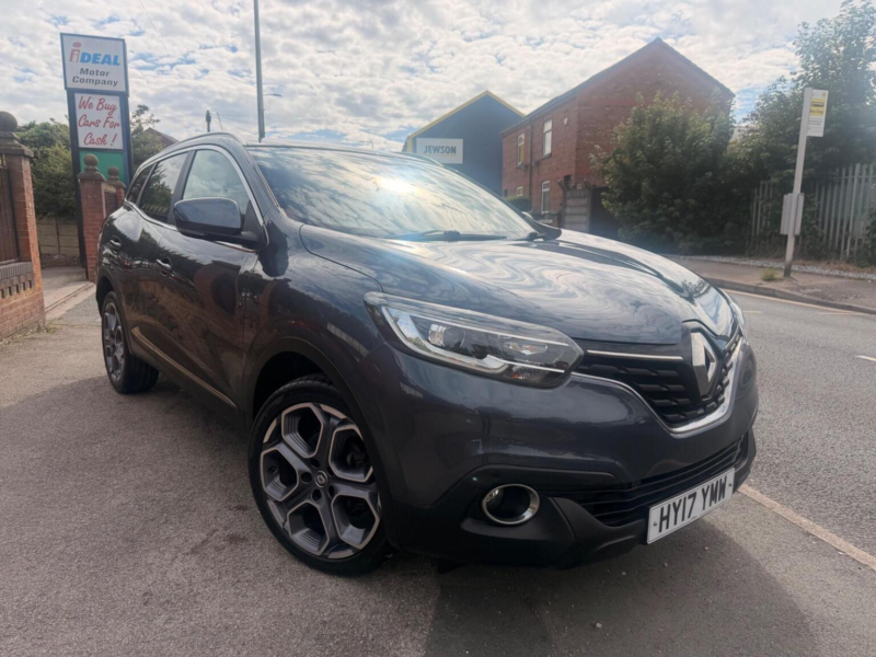 2017 Renault Kadjar 1.2 Tce Dynamique S Nav Euro 6 (s/s) 5dr in Grey — image 1