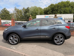 2017 Renault Kadjar 1.2 Tce Dynamique S Nav Euro 6 (s/s) 5dr in Grey — image 4