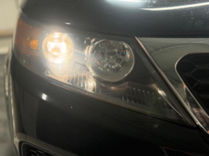 2010 Kia Sorento 2.2 Crdi 1 Auto Euro 5 5dr in Black — image 4