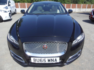 2015 Jaguar Xj 3.0d V6 Autobiography Auto Euro 6 (s/s) 4dr (lwb) in Black — image 2