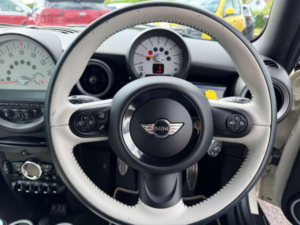 2013 MINI Convertible 1.6 Cooper S Euro 5 (s/s) 2dr in White — image 4