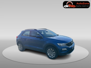 2018 Volkswagen T-Roc 1.0 Tsi Se in Blue — image 2