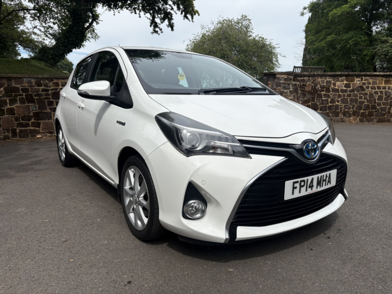 2014 Toyota Yaris 1.5 Vvt-H Excel in White — image 1