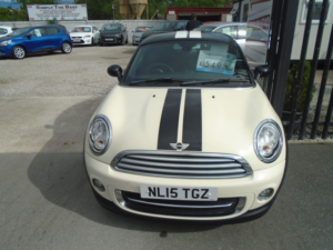2015 MINI Coupe 1.6 Cooper Coupe 2dr Petrol Manual Euro 6 (s/s) (122 Ps) in White — image 2