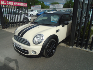 2015 MINI Coupe 1.6 Cooper Coupe 2dr Petrol Manual Euro 6 (s/s) (122 Ps) in White — image 3
