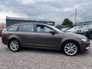 2015 Skoda Octavia 1.4 Tsi Se L in Brown — image 5