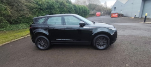 2020 Land Rover Range Rover Evoque 2.0 D150 SUV 5dr Diesel Manual Fwd Euro 6 (s/s) (150 Ps) in Black — image 6