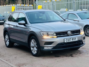 2017 Volkswagen Tiguan 2.0 Tdi Bluemotion Tech Se Euro 6 (s/s) 5dr in Silver — image 3