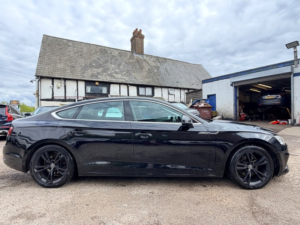 2017 Audi A5 Sportback Tdi Se in Black — image 3