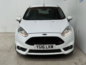 2016 Ford Fiesta 1.6t Ecoboost St-2 Euro 6 3dr in White — image 2