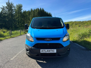 2015 Ford Transit Custom 2.2 Tdci 290 L2 H1 5dr in Blue — image 2
