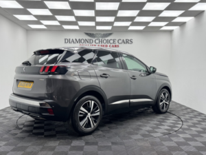 2020 Peugeot 3008 1.5 Bluehdi Gt Line in Grey — image 6
