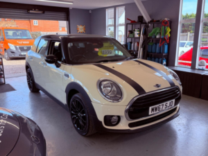 2017 MINI Clubman