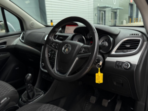 2014 Vauxhall Mokka 1.6 Tech Line 2WD Euro 5 (s/s) 5dr in Grey — image 2