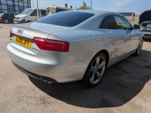2009 Audi A5 2.7 Tdi V6 Sport in Silver — image 2
