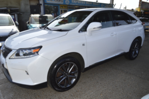 2015 Lexus Rx 3.5 450h V6 F Sport in White — image 5