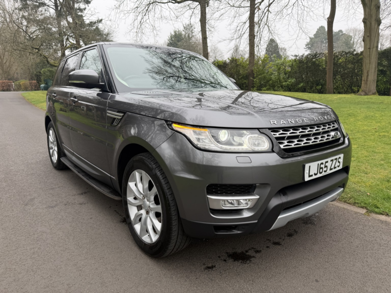 2015 Land Rover Range Rover Sport 3.0 Sd V6 Hse in Grey — image 1