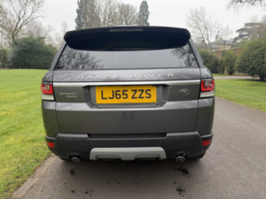 2015 Land Rover Range Rover Sport 3.0 Sd V6 Hse in Grey — image 6