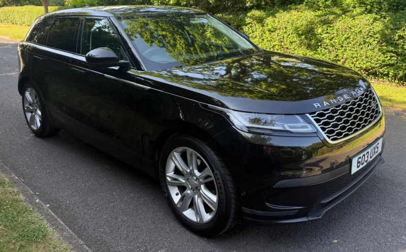 2018 Land Rover Range Rover Velar 2.0 D240 Se Auto 4WD Euro 6 (s/s) 5dr in Black — image 1