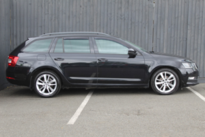 2020 Skoda Octavia 1.6 Tdi Se L in Black — image 4
