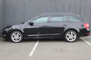 2020 Skoda Octavia 1.6 Tdi Se L in Black — image 5