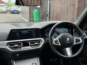 2020 BMW 3 Series 2.0 330e 12kwh M Sport Touring Auto Euro 6 (s/s) 5dr in Black — image 4