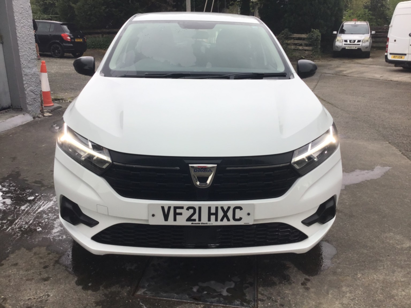 2021 Dacia Sandero 1.0 Essential Tce 90 in White — image 1