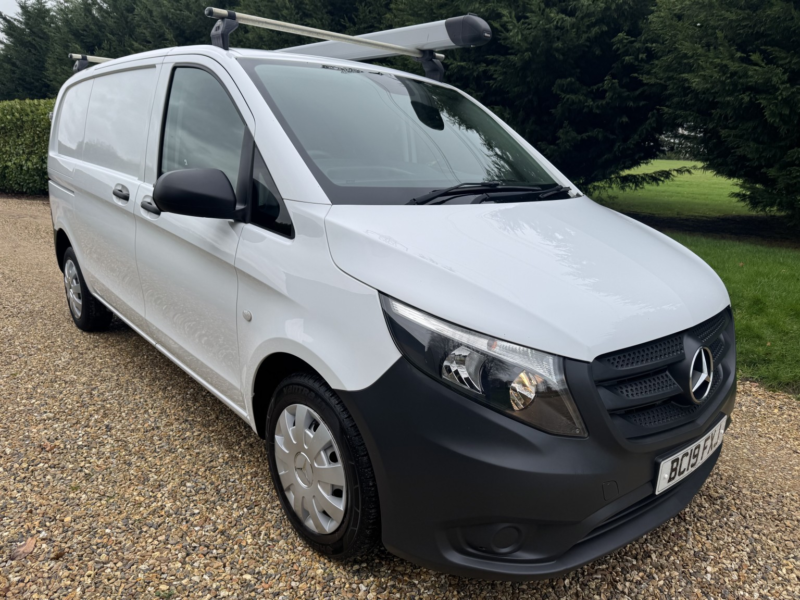 2019 Mercedes-Benz Vito 1.6 111 Cdi in White — image 1