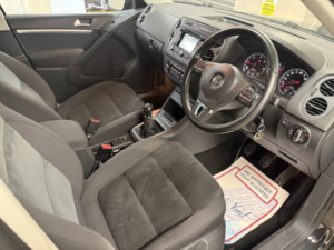 2015 Volkswagen Tiguan 2.0 Tdi Bluemotion Tech Match SUV 5dr Diesel Manual 2WD Euro 5 (s/s) (140 Ps) in Grey — image 5