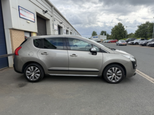 2012 Peugeot 3008 1.6 E-Hdi Allure in Grey — image 4