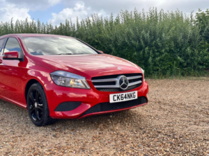 2014 Mercedes-Benz A Class 1.5 A180 Cdi Sport Euro 5 (s/s) 5dr in Red — image 3