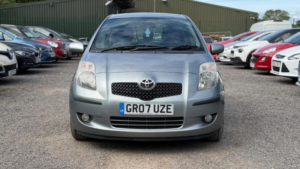 2007 Toyota Yaris 1.3 Vvt-I Tr 5dr in Silver — image 2