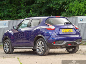 2017 Nissan Juke 1.6 Tekna Xtron Euro 6 5dr in Blue — image 4