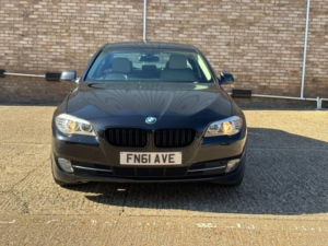 2011 BMW 5 Series 2.0 520d Se Saloon in Black — image 3