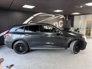 2022 Mercedes-Benz Eqc Eqc 400 80kwh Amg Line (premium Plus) Auto 4matic 5dr in Grey — image 6