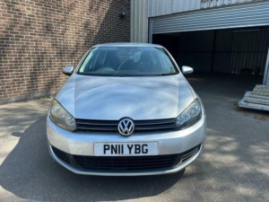 2011 Volkswagen Golf 1.6 Tdi Bluemotion Tech Match Euro 5 (s/s) 5dr in Silver — image 2