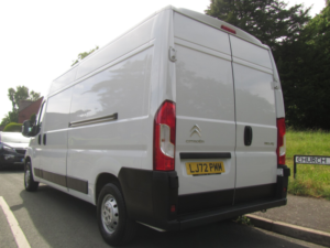 2023 Citroen Relay 2.2 Relay L3h2 Enterprise 35 Bluehdi 140 S&s 6-Speed Manual - Damaged Cat S - Drive Away in White — image 5