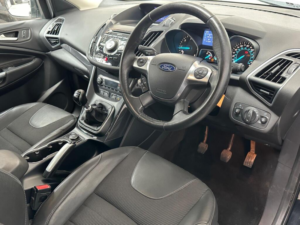 2014 Ford Kuga 2.0 Tdci Titanium AWD Euro 5 5dr in Black — image 3