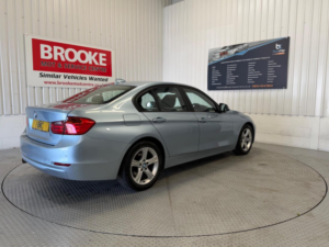 2013 BMW 3 Series 2.0 316d Se Auto Euro 5 (s/s) 4dr in Blue — image 4