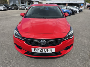 2021 Vauxhall Astra 1.5 Turbo D Business Edition Nav in Red — image 4