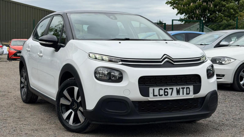2017 Citroen C3 1.2 Puretech Feel Euro 6 5dr in White — image 1