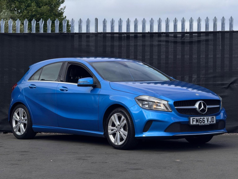 2017 Mercedes-Benz A Class 1.5 A180d Sport 7g-Dct Euro 6 (s/s) 5dr in Blue — image 1