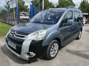 2009 Citroen Berlingo 1.6 Hdi Xtr in Grey — image 2