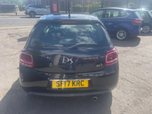 2017 Ds Automobiles Ds 3 1.2 Puretech Chic Hatchback 3dr Petrol Manual Euro 6 (82 Ps) in Black — image 5